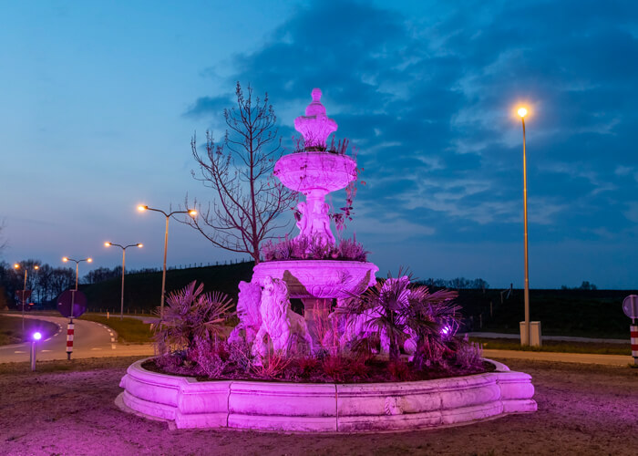 Dynamisch-licht-kleurt-fontein-Harderwijk